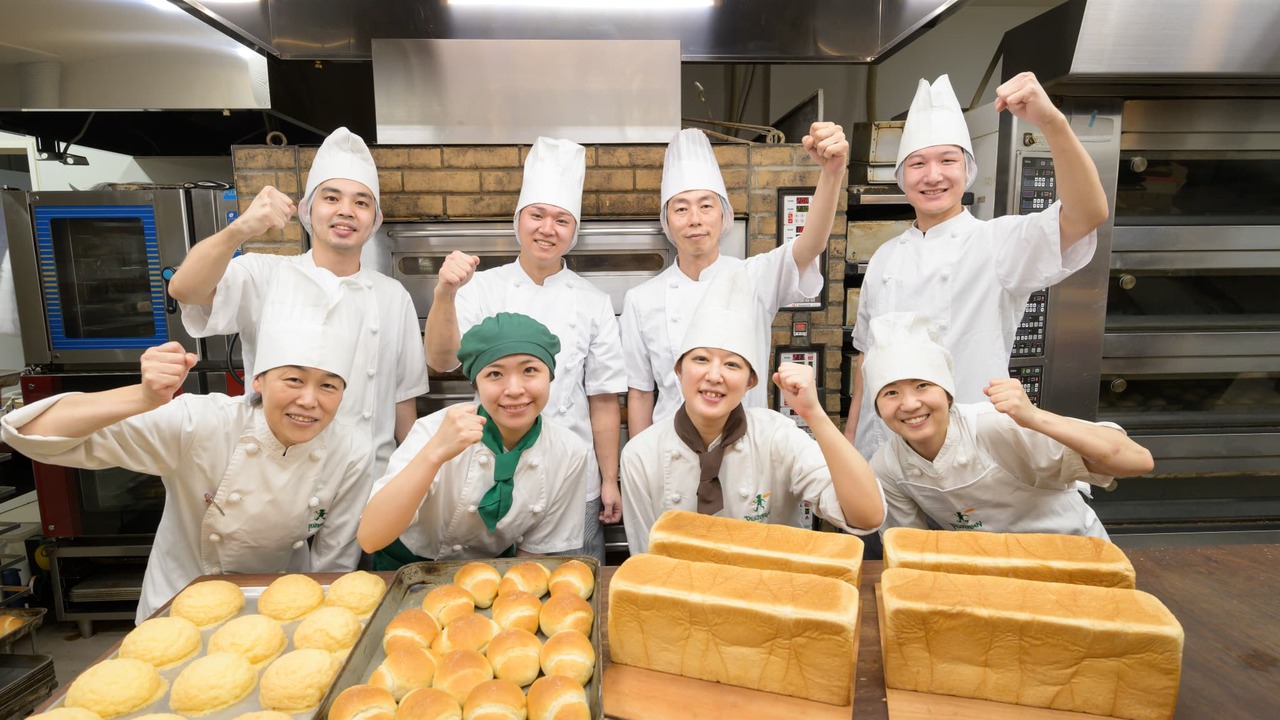 ピーターパン  ピーターパン小麦工房店（市川） パティスリー・ケーキ屋, ベーカリー・ブーランジェリー | レストランサービス・ホールスタッフ)の求人の写真 3枚目