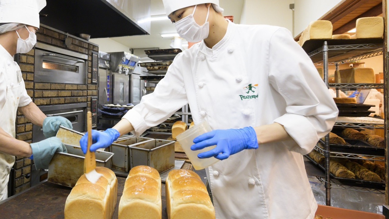 ピーターパン ピーターパンJr.シャポー船橋店（改札内） パティスリー・ケーキ屋, ベーカリー・ブーランジェリー | キッチンスタッフ)の求人の写真 2枚目