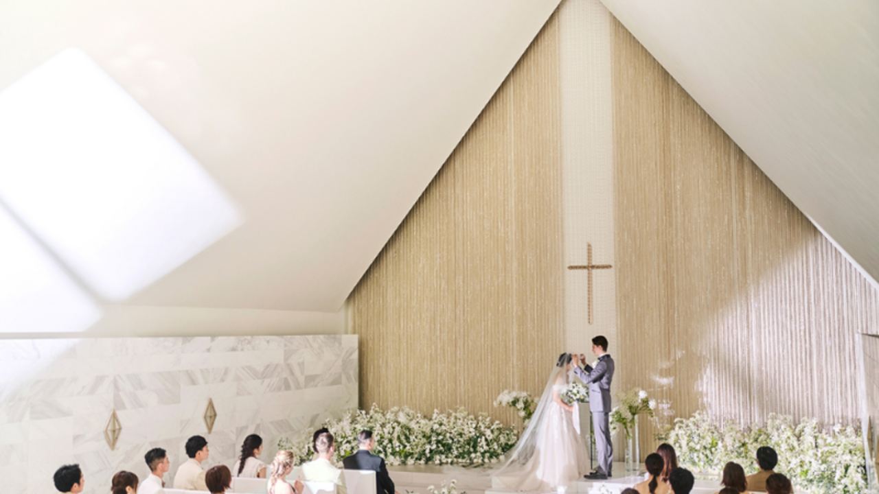 ルシアスガーデン フレンチ, ブライダル | レストランサービス・ホールスタッフ)の求人の写真 1枚目