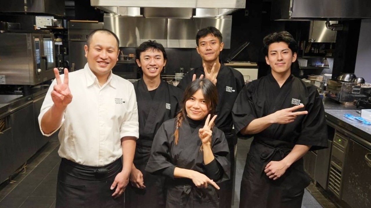 PREMIUM SANDA ROBATA|キッチンスタッフの求人画像1枚目