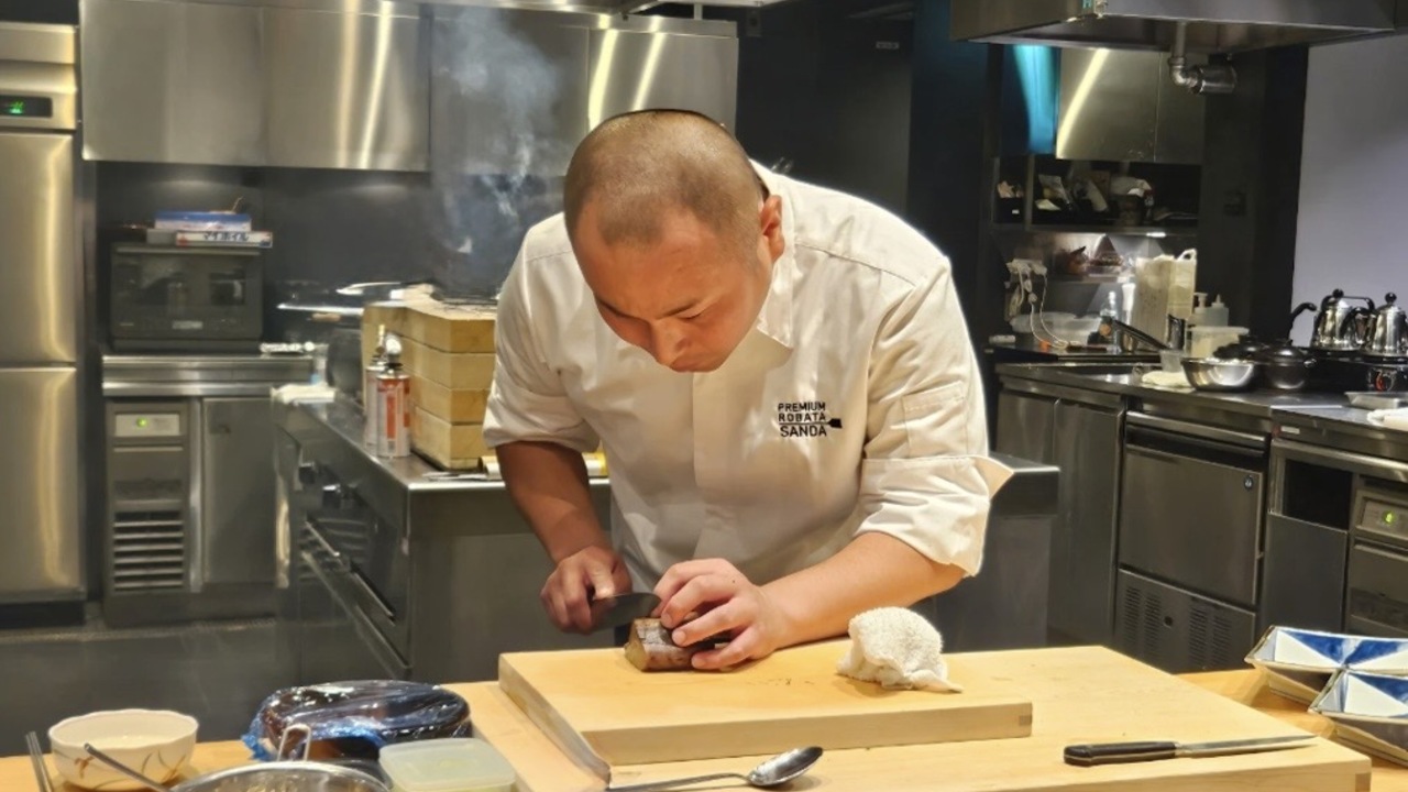 PREMIUM SANDA ROBATA|キッチンスタッフの求人画像2枚目