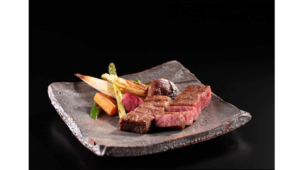 Sky Restaurant 634|レストランサービス・ホールスタッフの求人画像3枚目