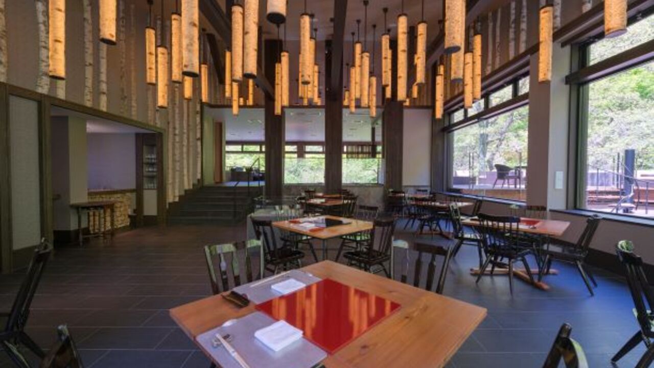 扉温泉明神館|ドア・ベル・コンシェルジュの求人画像1枚目