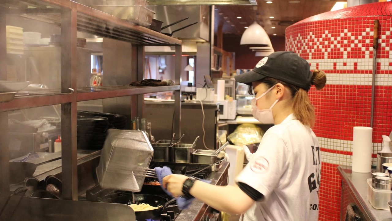 ピッツェリアマルブン 朝生田店 イタリアン, 洋食・西洋料理 | ピッツァイオーロ)の求人の写真 3枚目