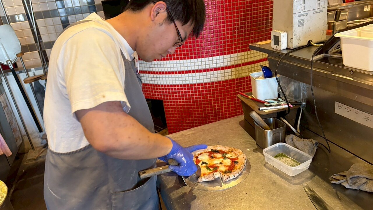 ピッツェリアマルブン|ピッツァイオーロの求人画像1枚目