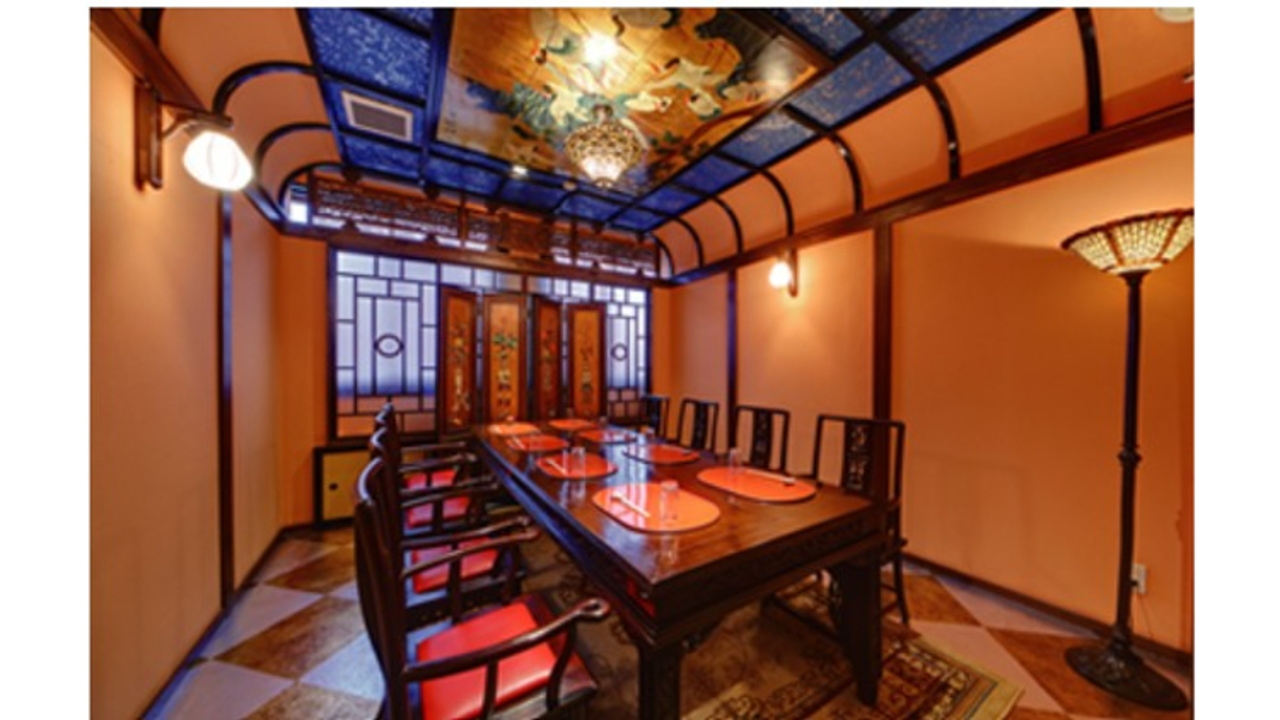 無限堂|レストランサービス・ホールスタッフの求人画像3枚目