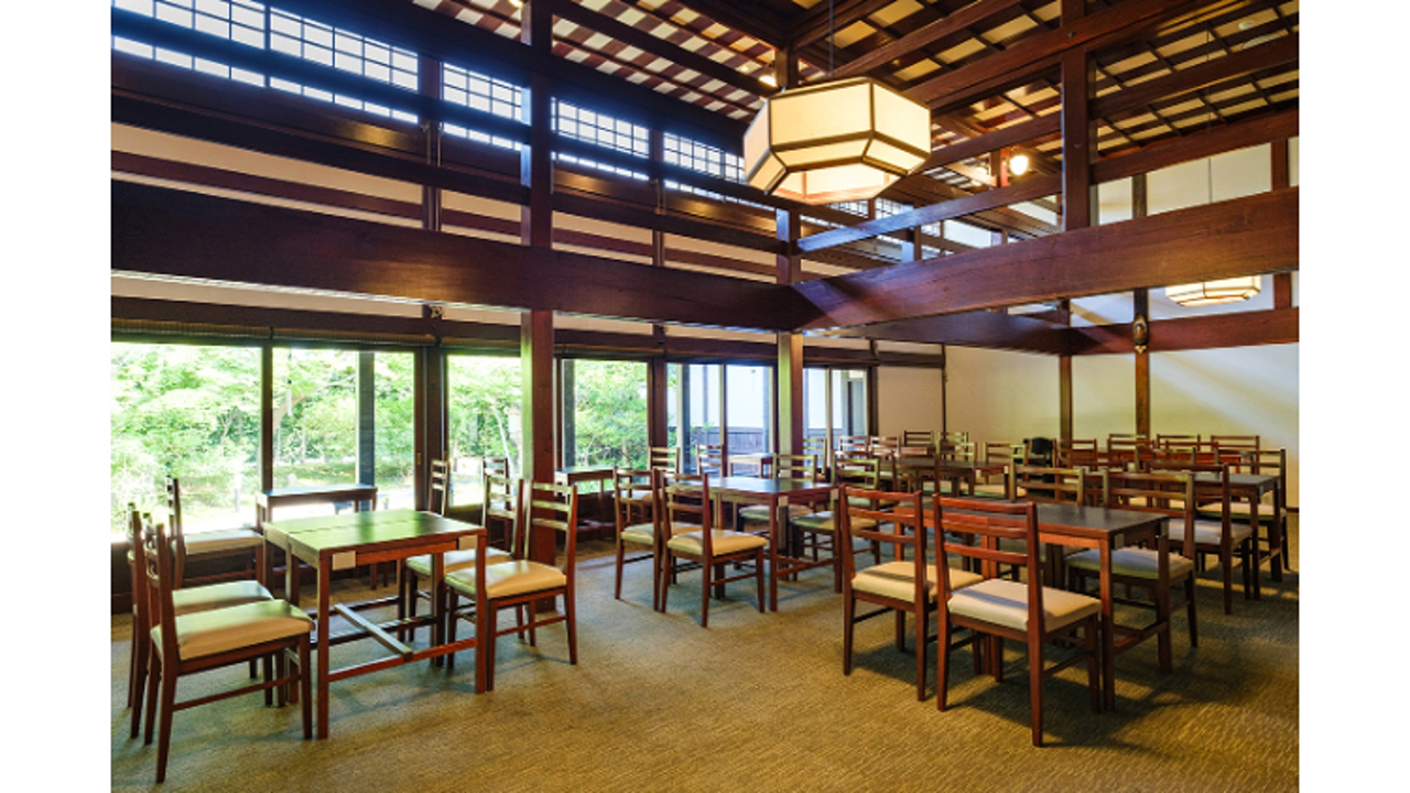 名水甘味　且座|レストランサービス・ホールスタッフの求人画像1枚目