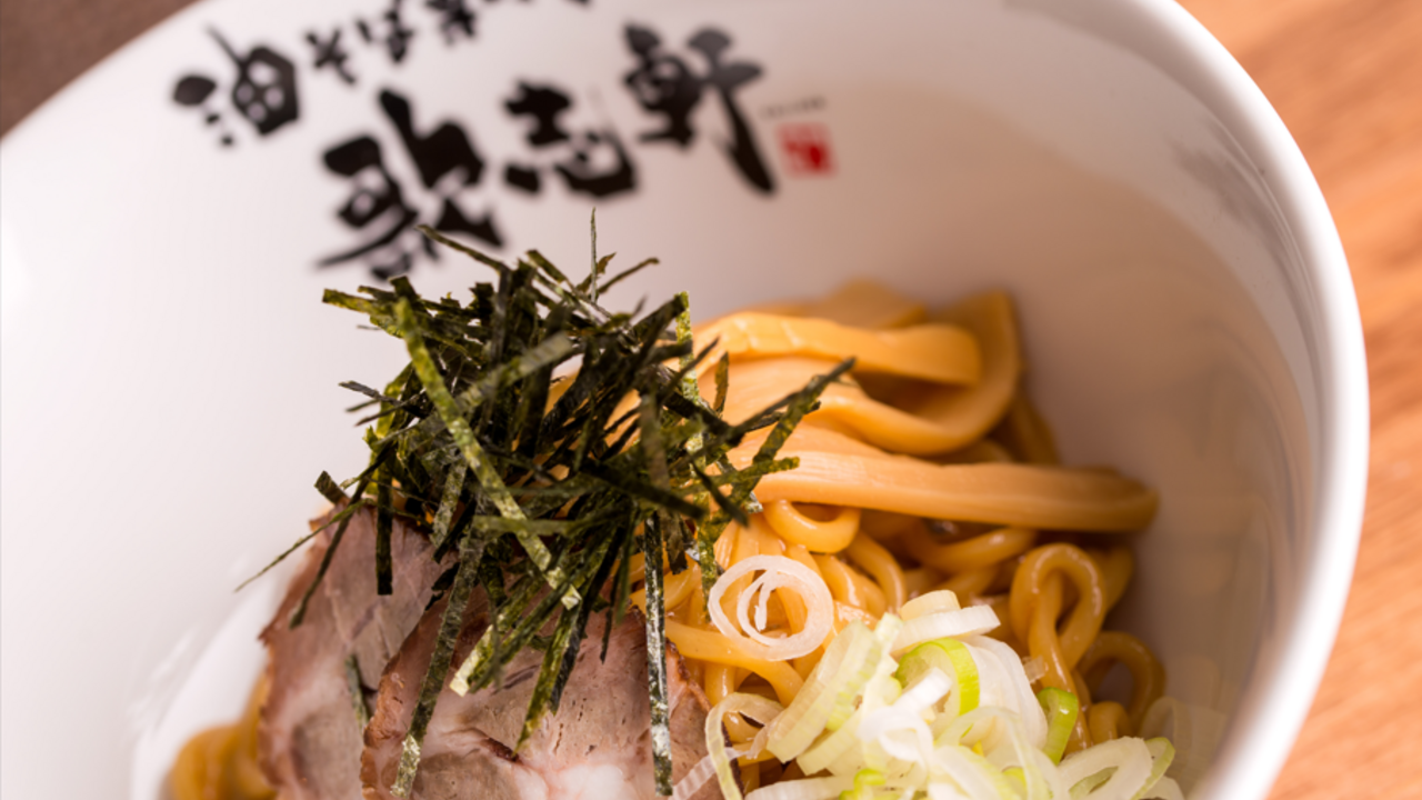 油そば専門店 歌志軒 住吉店 ラーメン | キッチンスタッフ)の求人の写真 2枚目