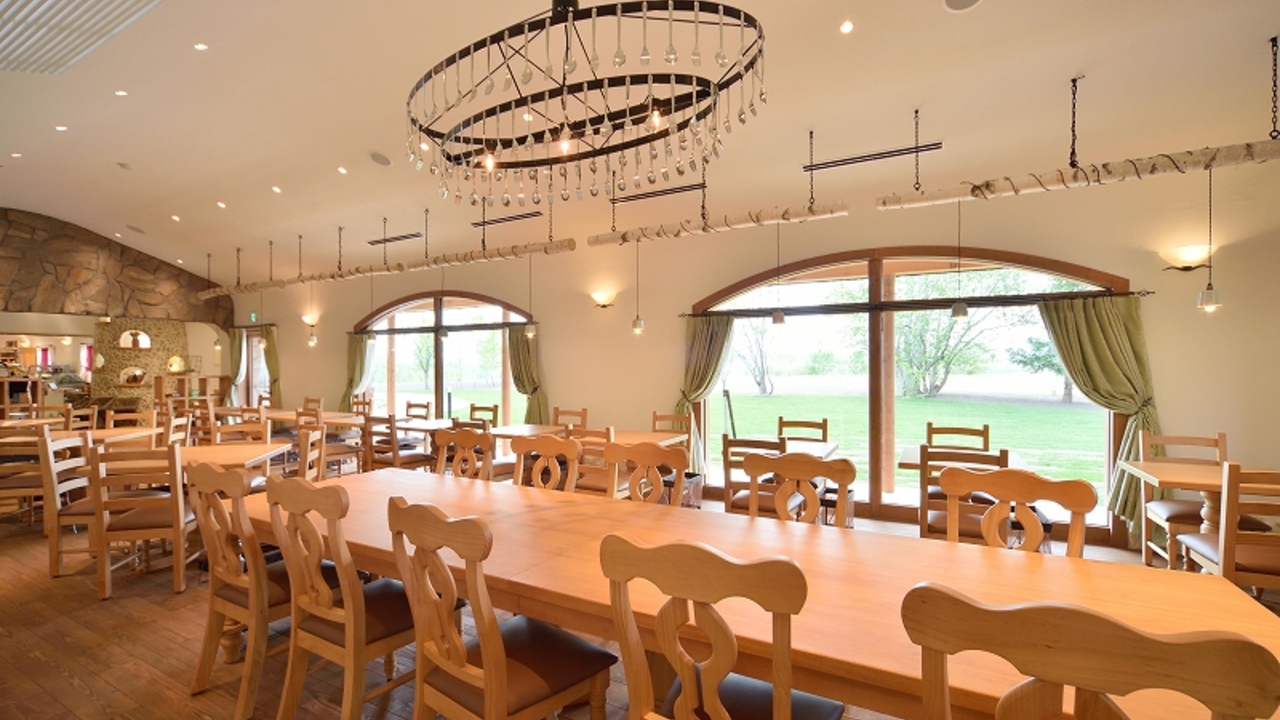 フェルム ラ・テール美瑛|パティシエの求人画像3枚目