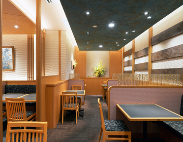 とんかつKYK 粋花KYKあべのハルカスダイニング店(飲食店 / 和食, 専門店（各国料理） | キッチンスタッフ)の求人の写真 3