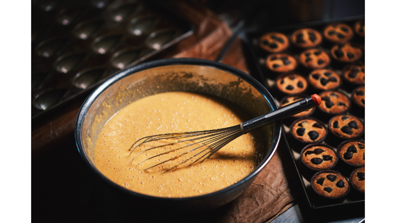 株式会社ギフトデザインワークス-Galle-de-watanabe-パティシエ 3枚目