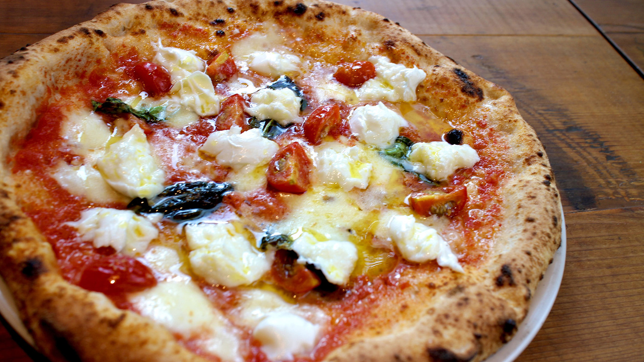 Pizzeria & Trattoria GONZO|ピッツァイオーロの求人画像1枚目