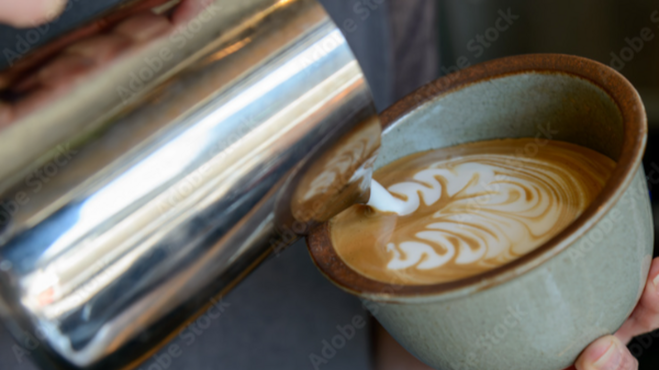 シャレーアイビーグループ ホテルシャレーアイビーワイス リゾートホテル, ラグジュアリーホテル | 調理部門 | パティシエ)の求人の写真 1枚目