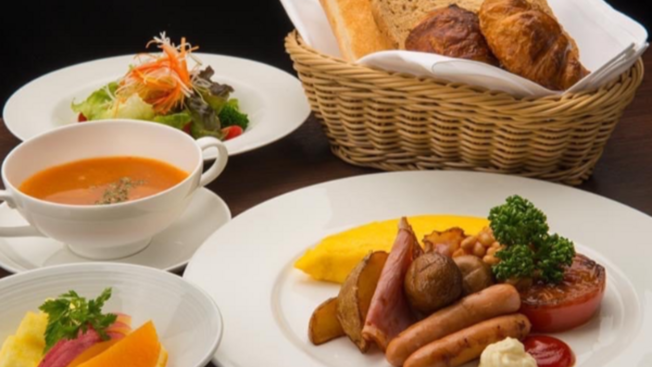 シャレーアイビーグループ|パティシエの求人画像4枚目