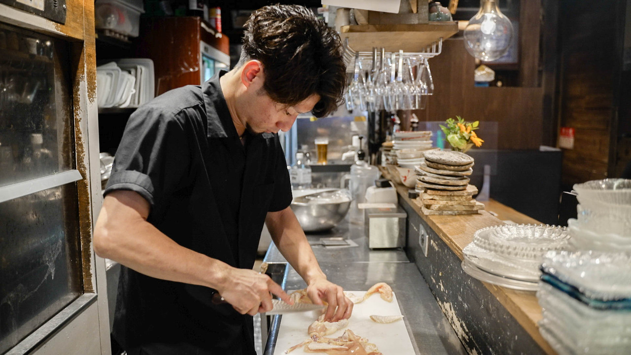 炭火焼き鳥 鶏尽|キッチンスタッフの求人画像3枚目