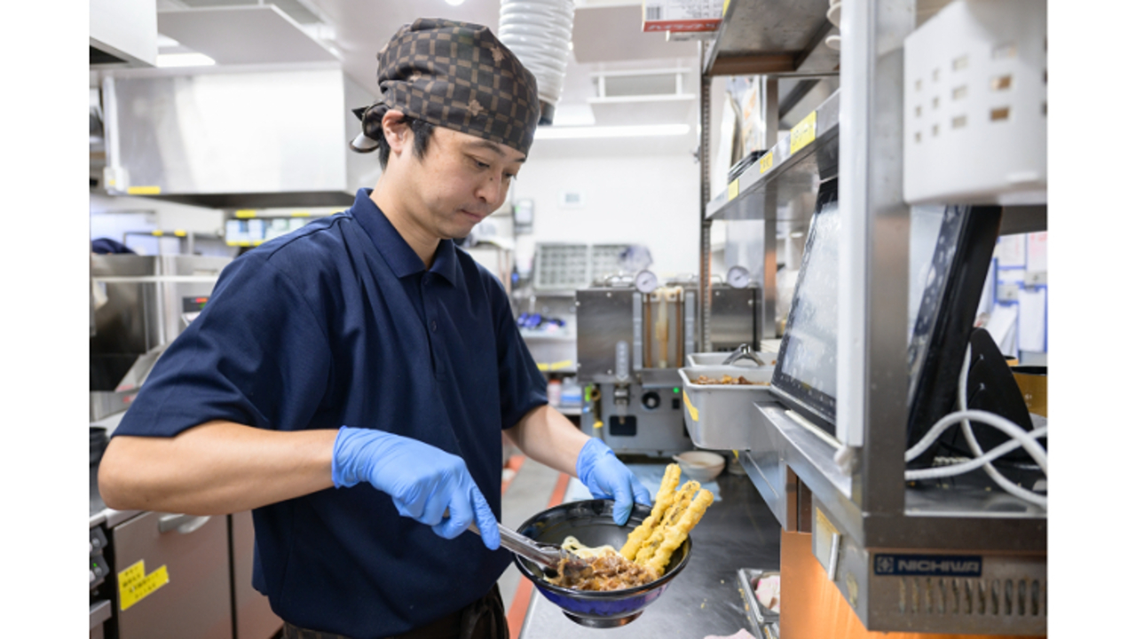 資さんうどん|キッチンスタッフの求人画像3枚目