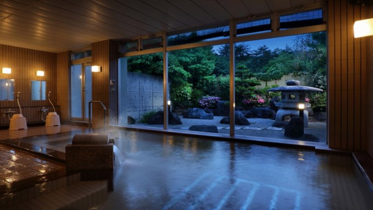 果実の山　あづま屋 別館ふじや旅館 旅館・温泉 | 調理部門 | 料理長・料理長候補)の求人の写真 3枚目