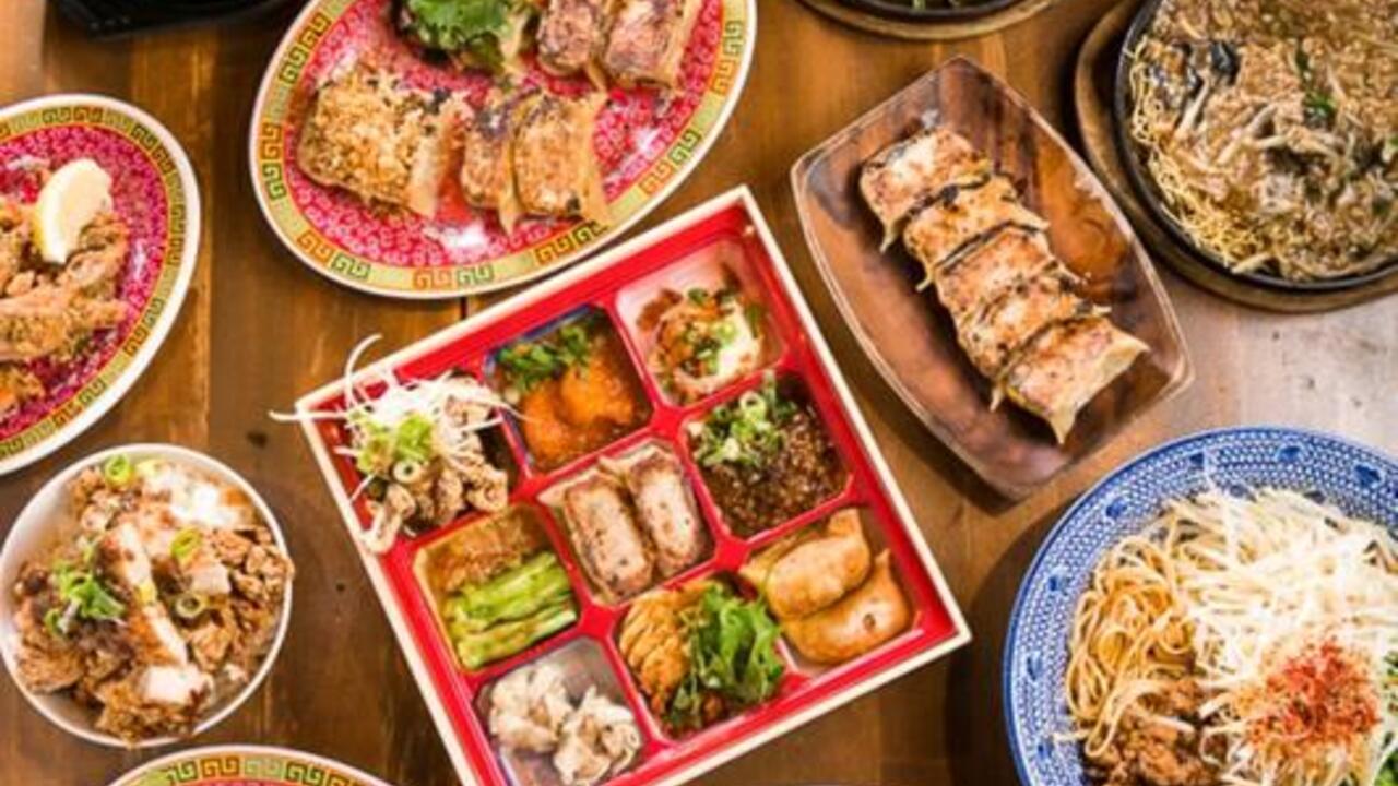 アガリコ餃子楼|料理長・料理長候補の求人画像1枚目