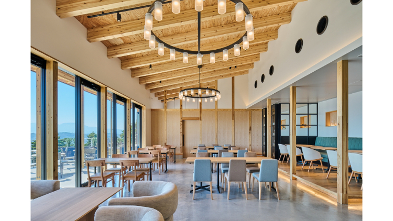 STARRACE KOMORO|料理長・料理長候補の求人画像2枚目