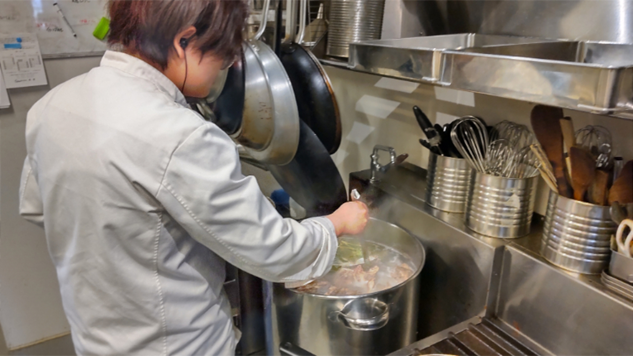 STARRACE KOMORO|料理長・料理長候補の求人画像3枚目