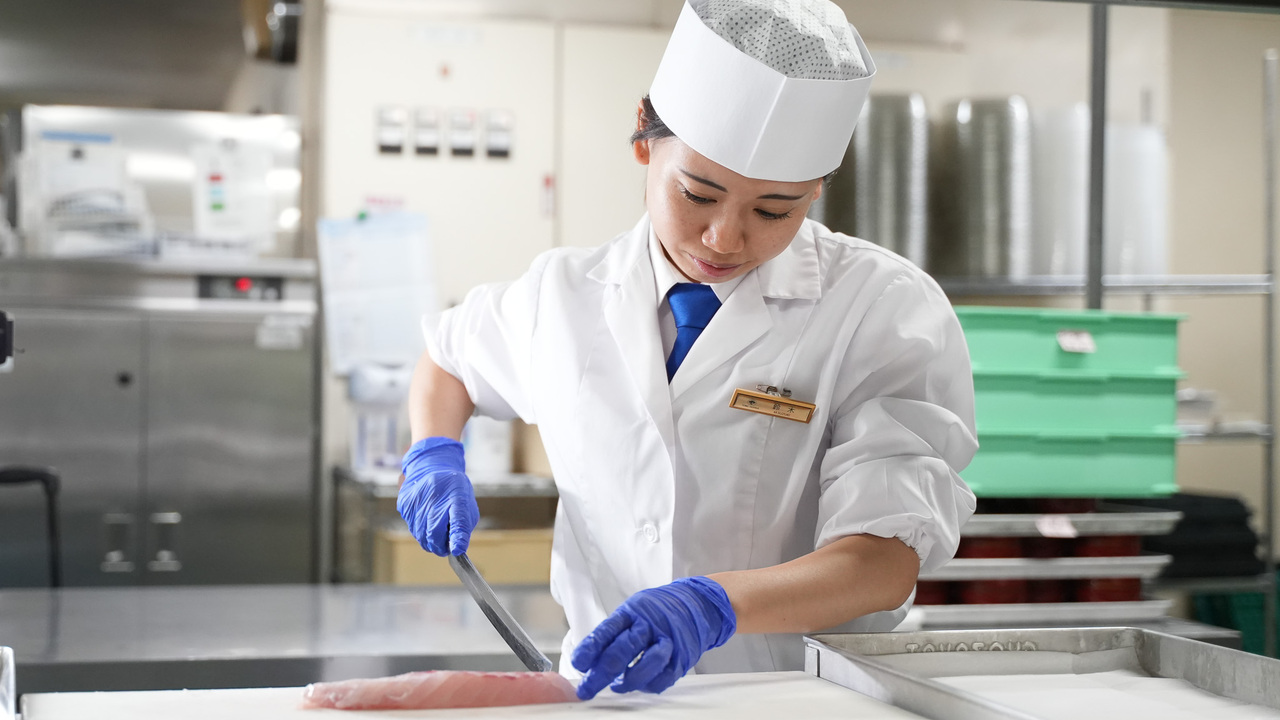 宇都宮東武ホテルグランデ|レストランサービス・ホールスタッフの求人画像4枚目