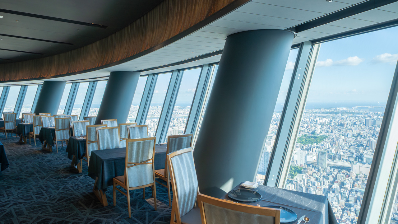 Sky Restaurant 634|レストランサービス・ホールスタッフの求人画像4枚目