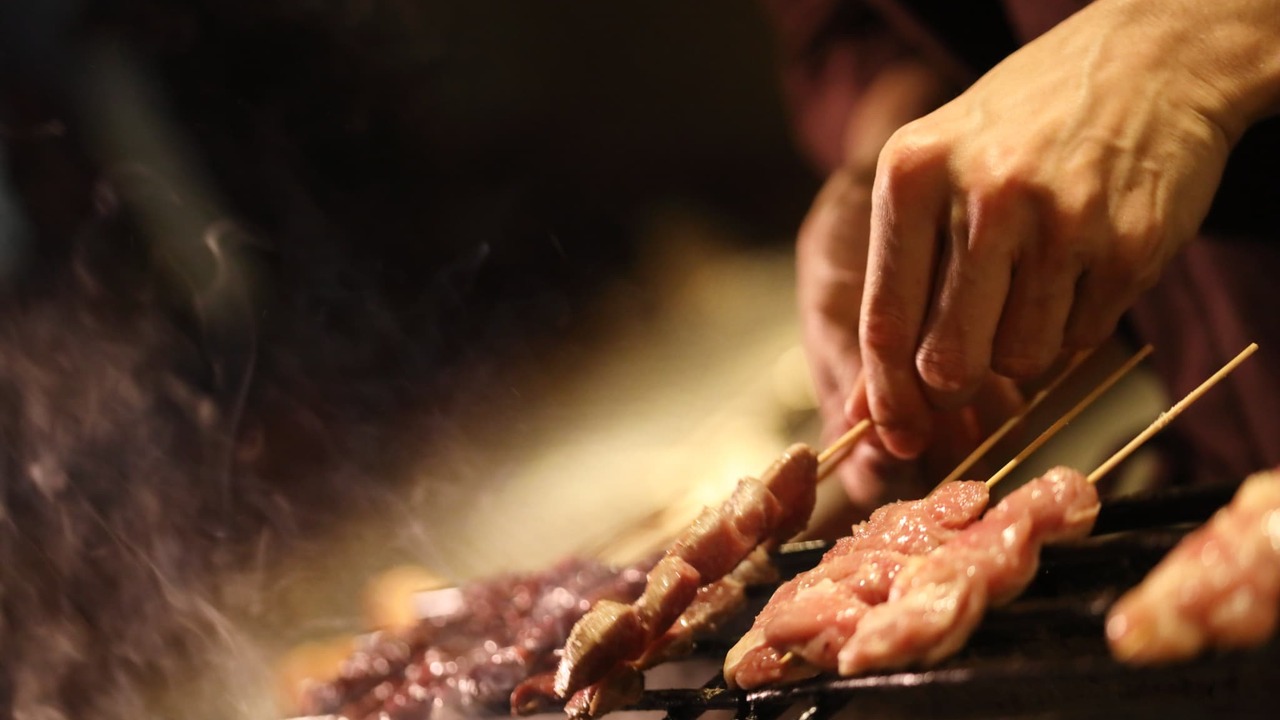 焼き鳥　ポロ助|料理長・料理長候補の求人画像1枚目