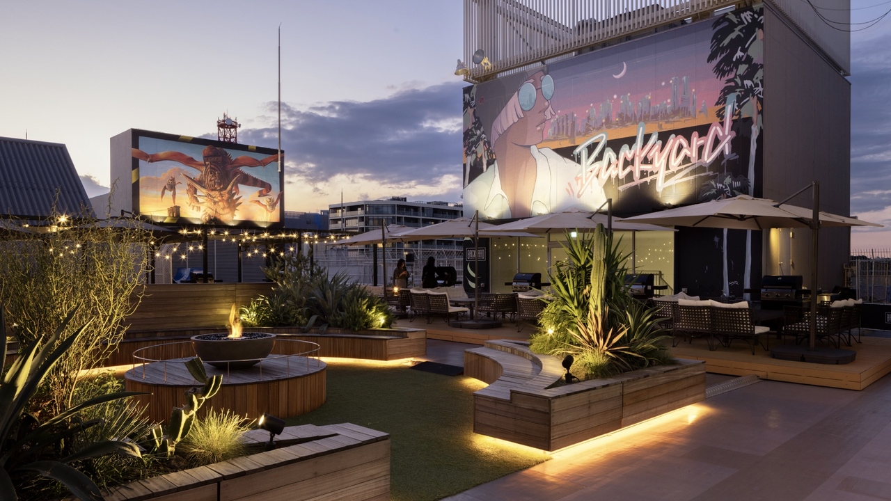 BACKYARD|店長・店長候補の求人画像1枚目