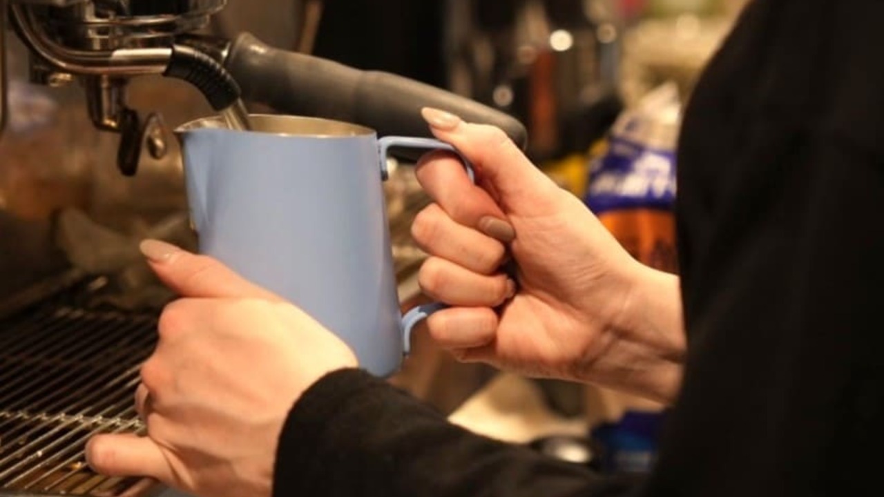 WPÜ SHINJUKU|レストランサービス・ホールスタッフの求人画像2枚目