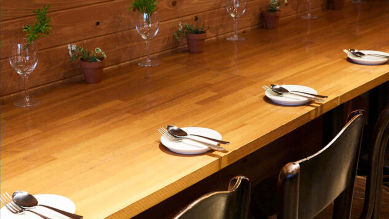 博多炉端 魚松|レストランサービス・ホールスタッフの求人画像2枚目