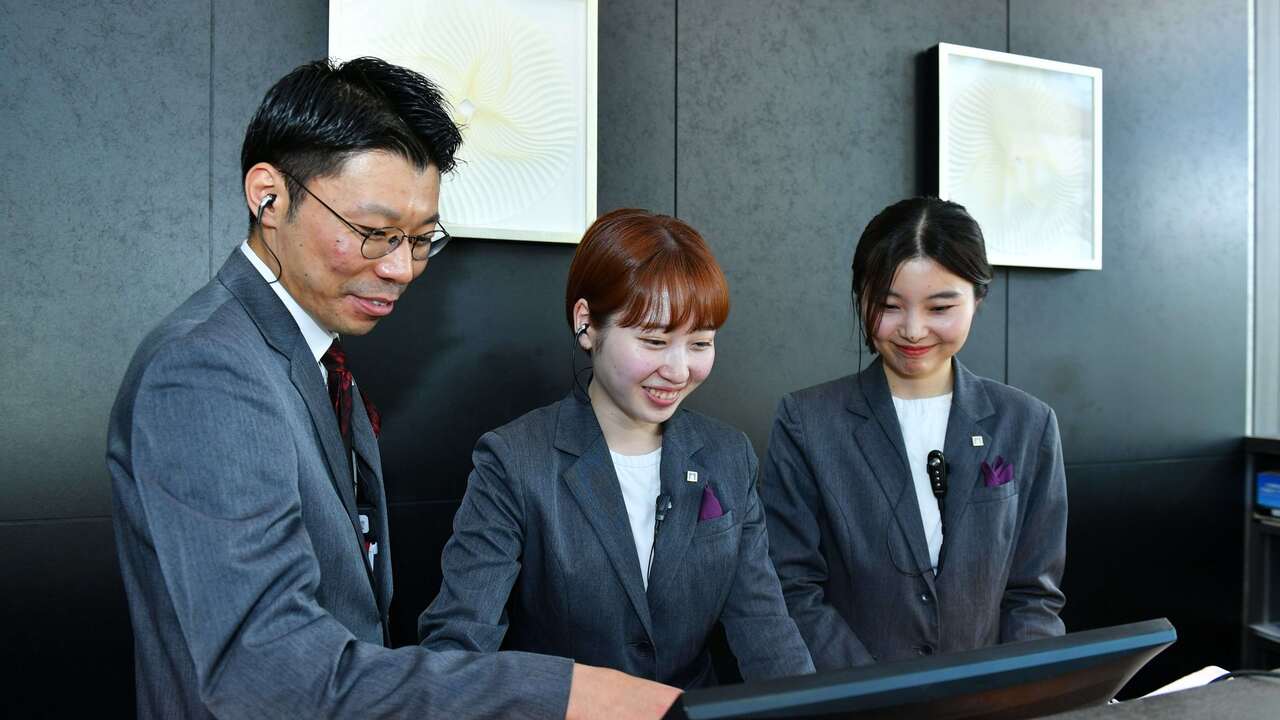 THE GATE HOTEL|フロントスタッフの求人画像1枚目