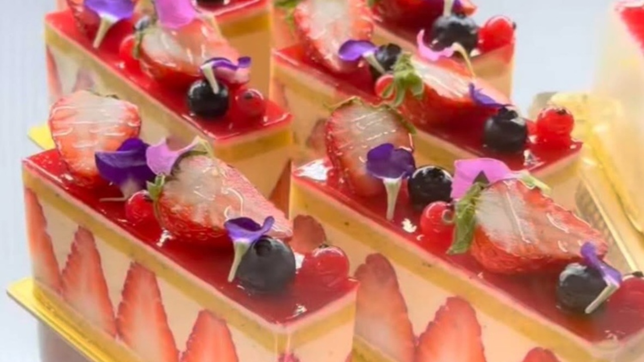 LIBERTE PATISSERIE BOULANGERIE 東京本店(吉祥寺) パティスリー・ケーキ屋, ベーカリー・ブーランジェリー | ブーランジェ・ベーカー)の求人の写真 4枚目