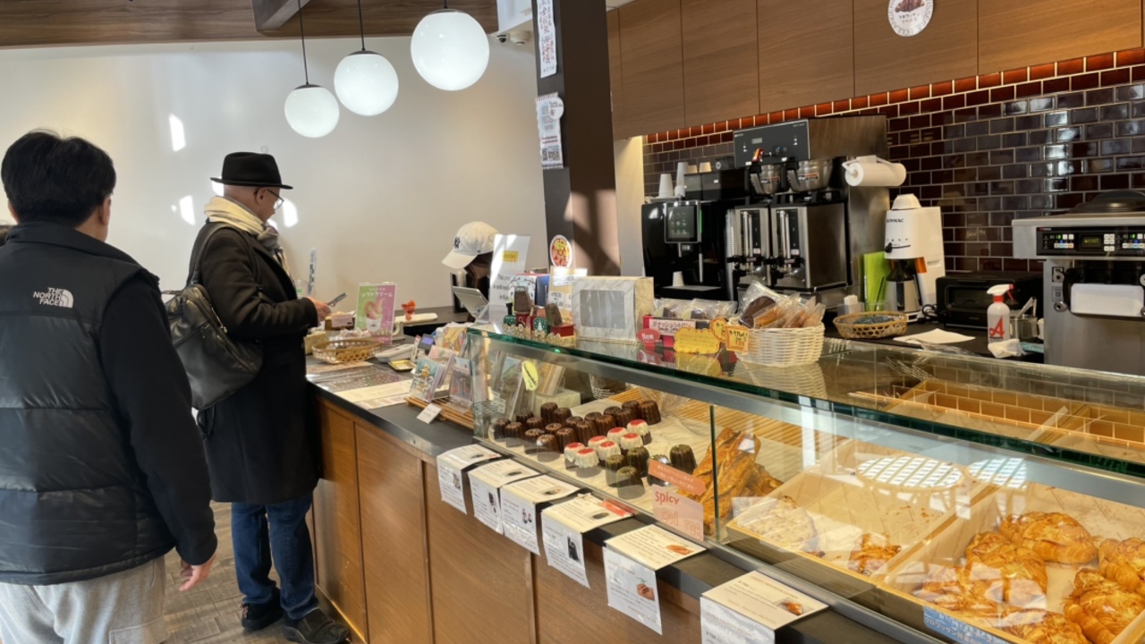 LIBERTE PATISSERIE BOULANGERIE|販売スタッフの求人画像2枚目
