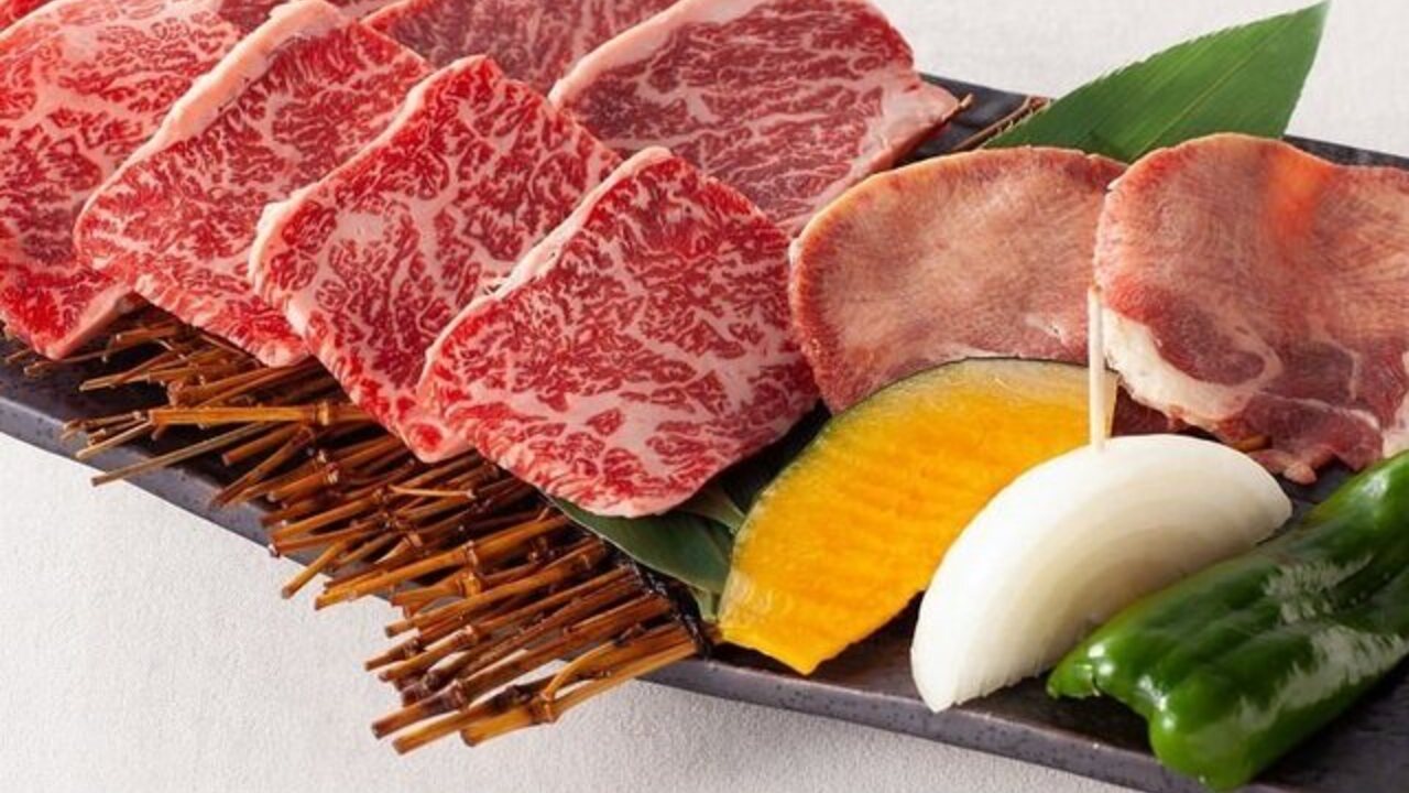 テーブルオーダーバイキング 焼肉 王道|店長・店長候補の求人画像1枚目