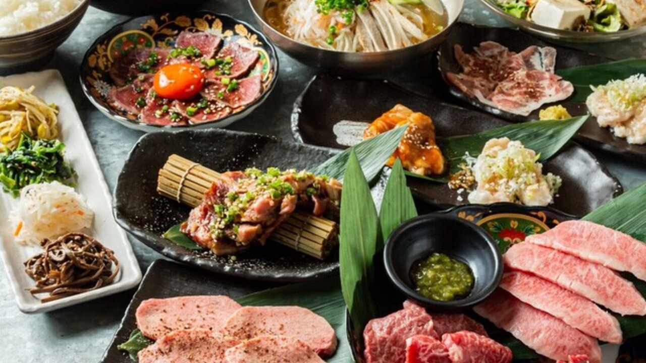 昭和大衆ホルモン|店長・店長候補の求人画像1枚目