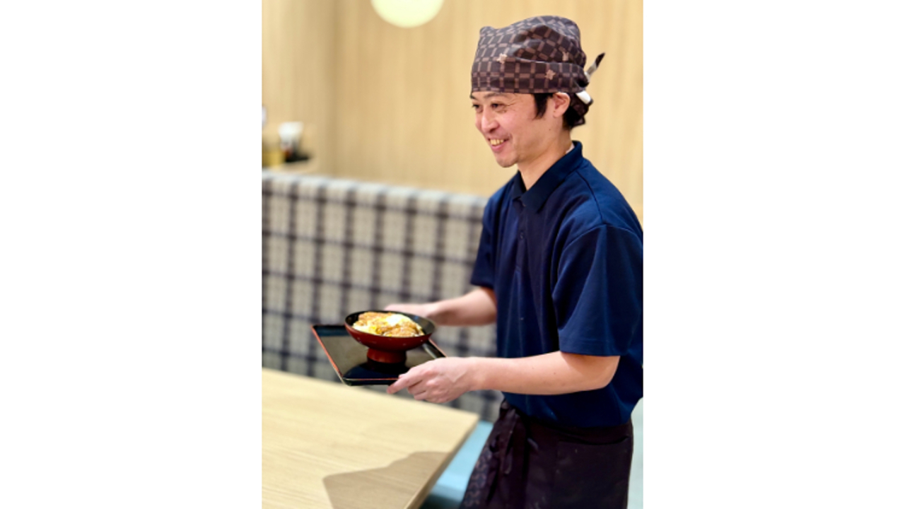 資さんうどん|レストランサービス・ホールスタッフの求人画像3枚目