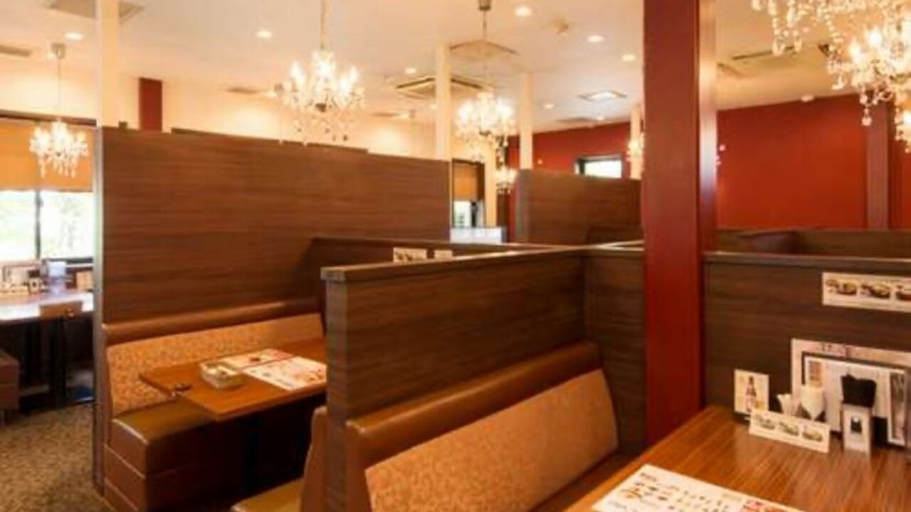 カフェ＆レストラン うふふ 本庄店 カフェ, ファミレス | 店長・店長候補)の求人の写真 2枚目