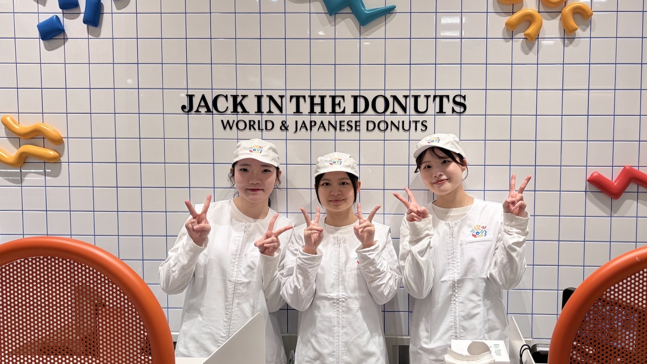 JACK IN THE DONUTS 10月天神地下街にNEWOPEN！ カフェ, ベーカリー・ブーランジェリー | 販売スタッフ)の求人の写真 2枚目