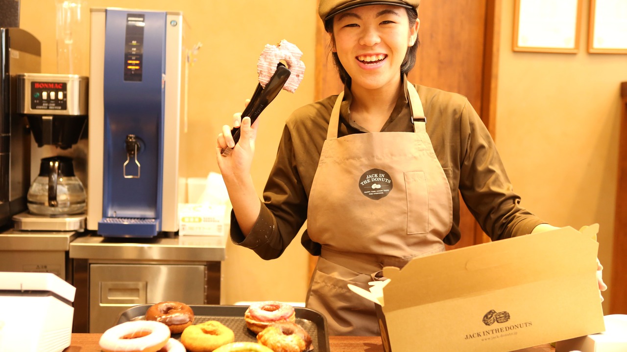 JACK IN THE DONUTS|販売スタッフの求人画像1枚目