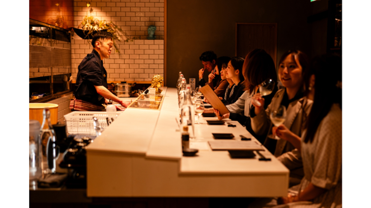 寿司とワイン オモテサンドリア|店長・店長候補の求人画像1枚目