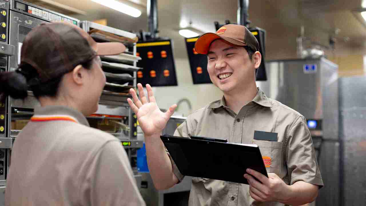 バーガーキング イオンモールりんくう泉南店 ファストフード | 店長・店長候補)の求人の写真 2枚目