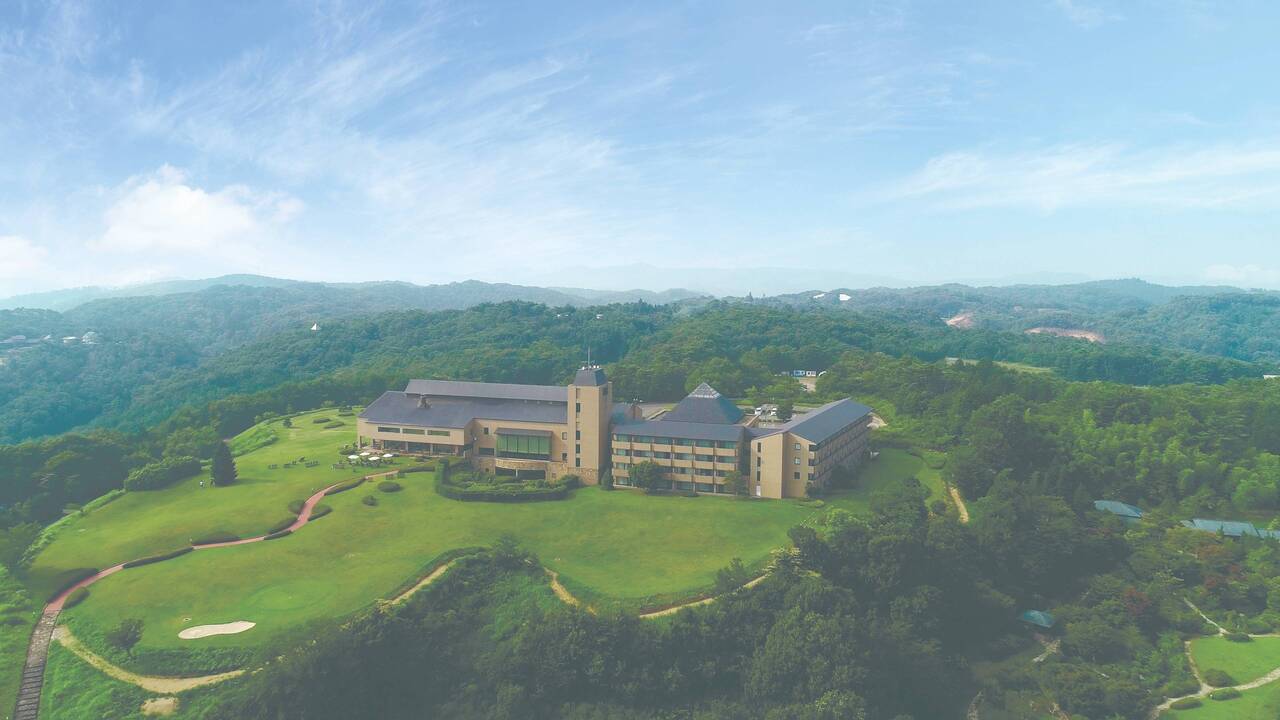 神石インターナショナルスクール 給食・社員食堂・介護・病院 | 料理長・料理長候補)の求人の写真