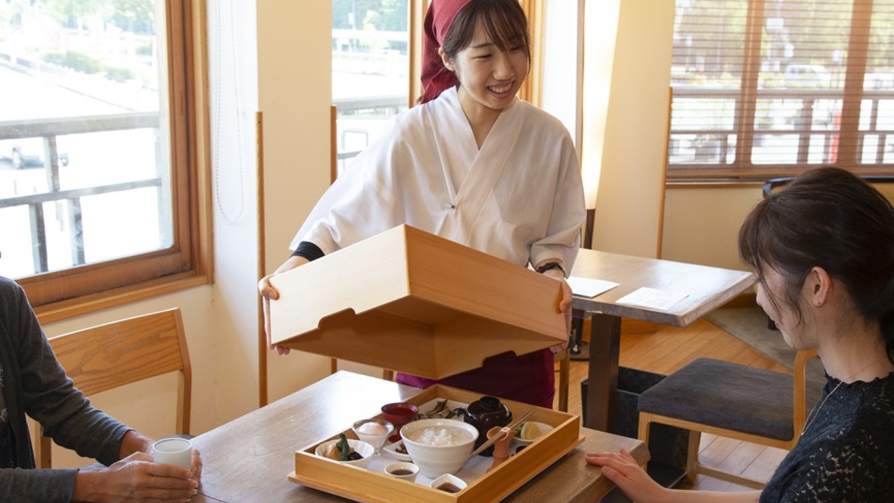 あそらの茶屋|店長・店長候補の求人画像1枚目