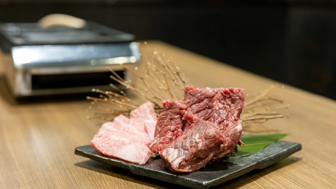 焼肉エイト|キッチンスタッフの求人画像1枚目