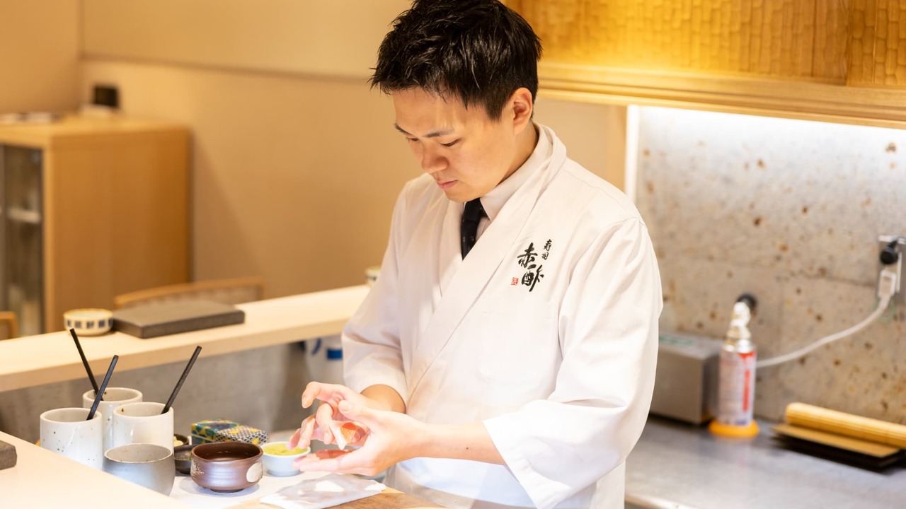 鮨 仙酢|店長・店長候補の求人画像1枚目