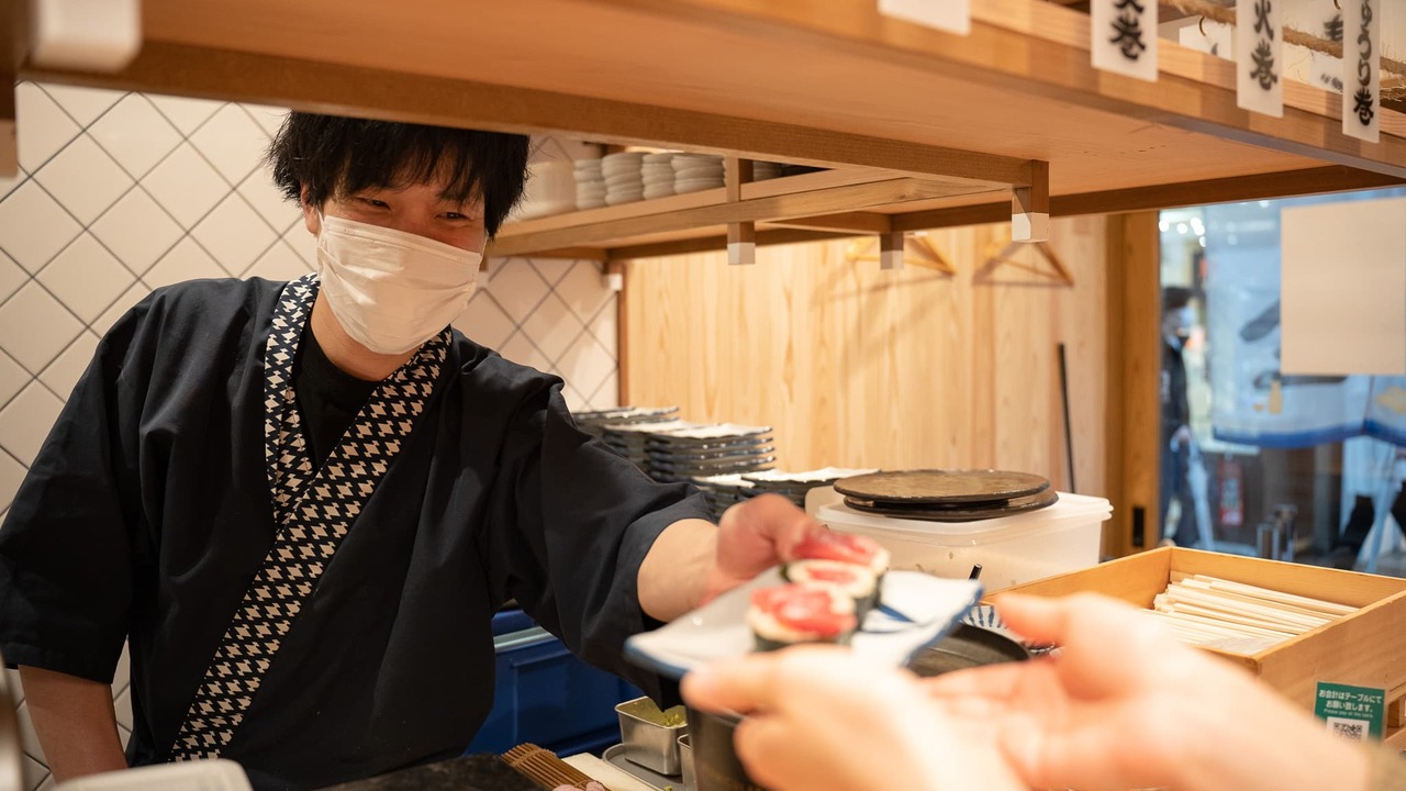 梅田酒場 すし金 ホワイティうめだ店 寿司・鮨, 居酒屋 | 店長・店長候補)の求人の写真 1枚目
