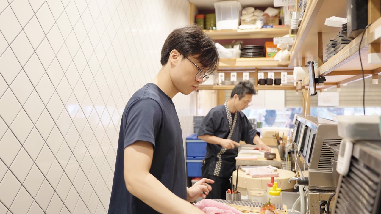 梅田酒場 すし金|店長・店長候補の求人画像2枚目