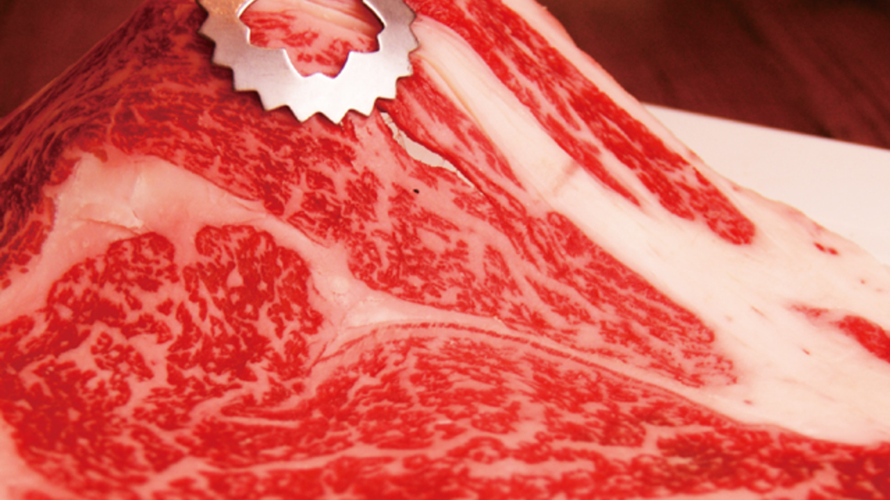 和牛焼肉食べ放題　BeBu-Ya|レストランサービス・ホールスタッフの求人画像1枚目