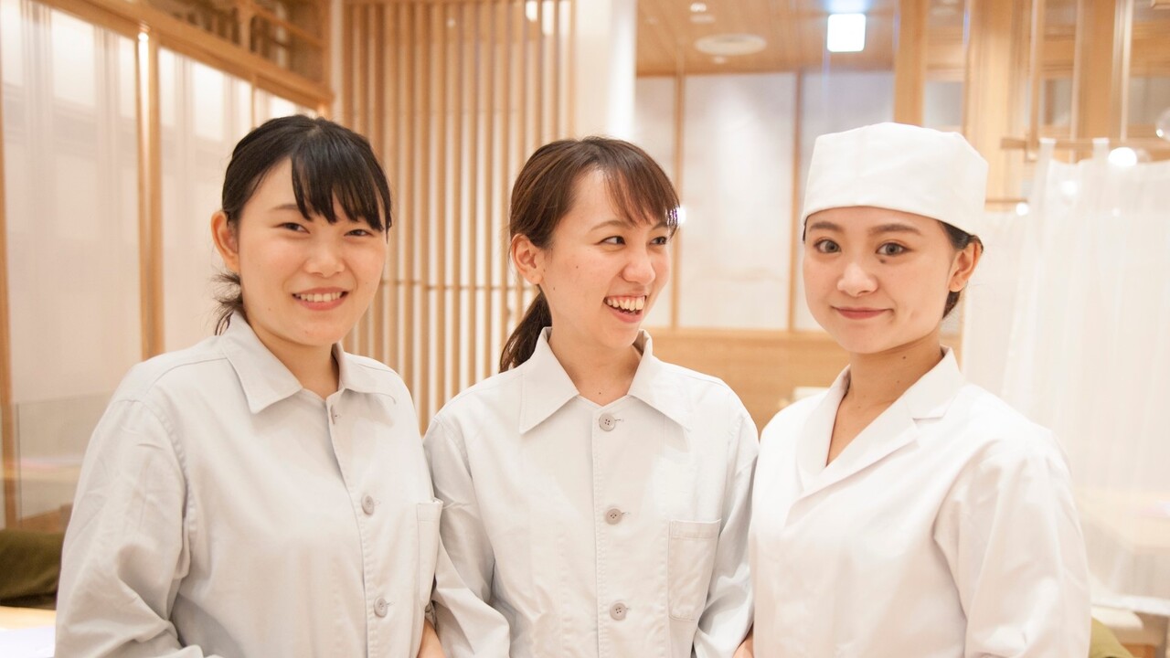 石塀小路 豆ちゃ|キッチンスタッフの求人画像1枚目