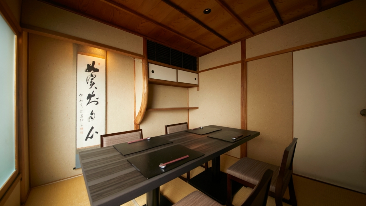 石塀小路 豆ちゃ|料理長・料理長候補の求人画像4枚目